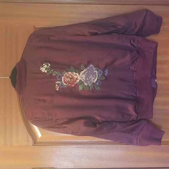 Olivaceous Karlie Floral Satin Zipper Bomber Jacket- size M- color Burgundy - Picture 8 of 10